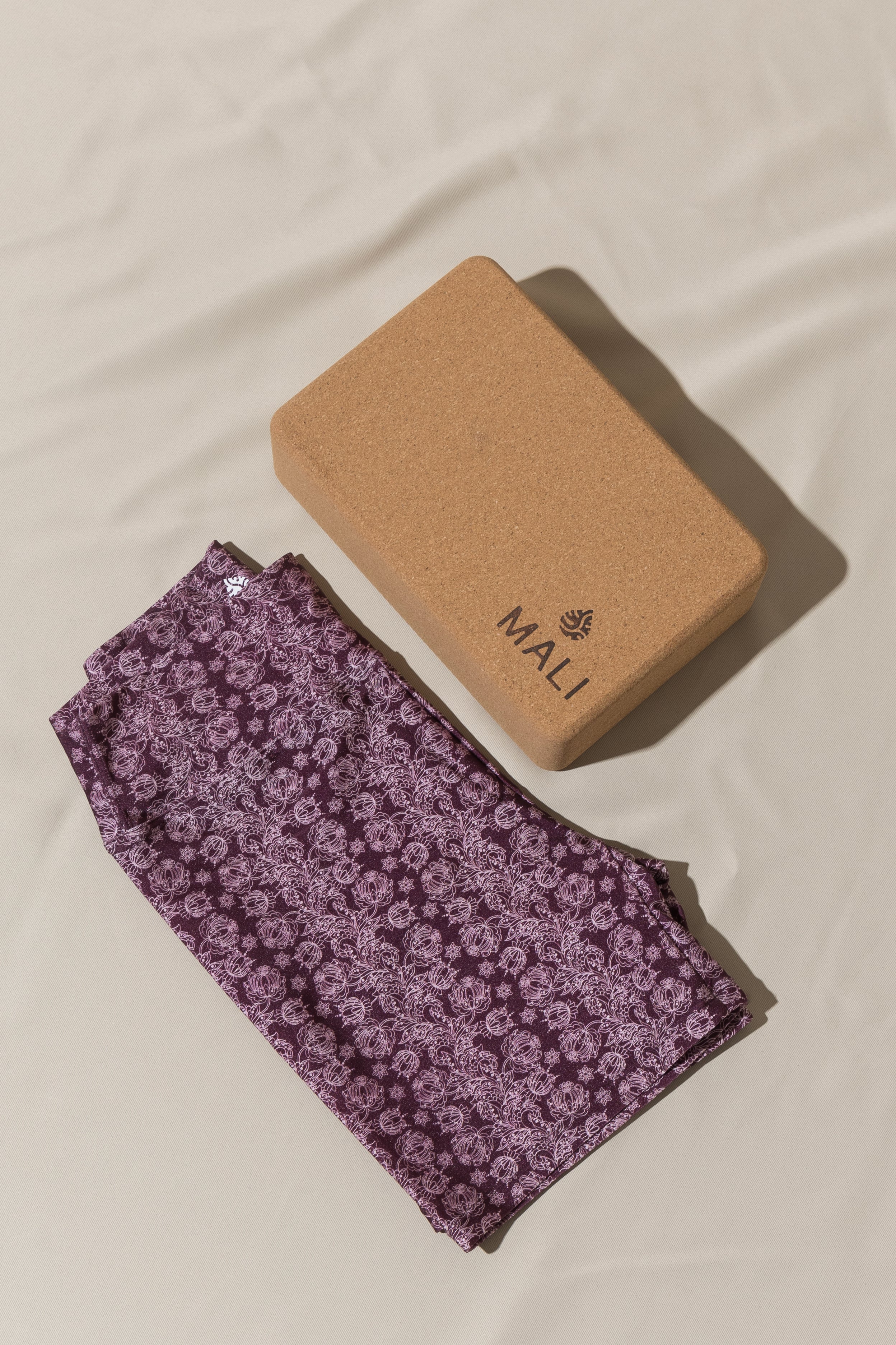 The Wild Yoga Set I - Edición Especial