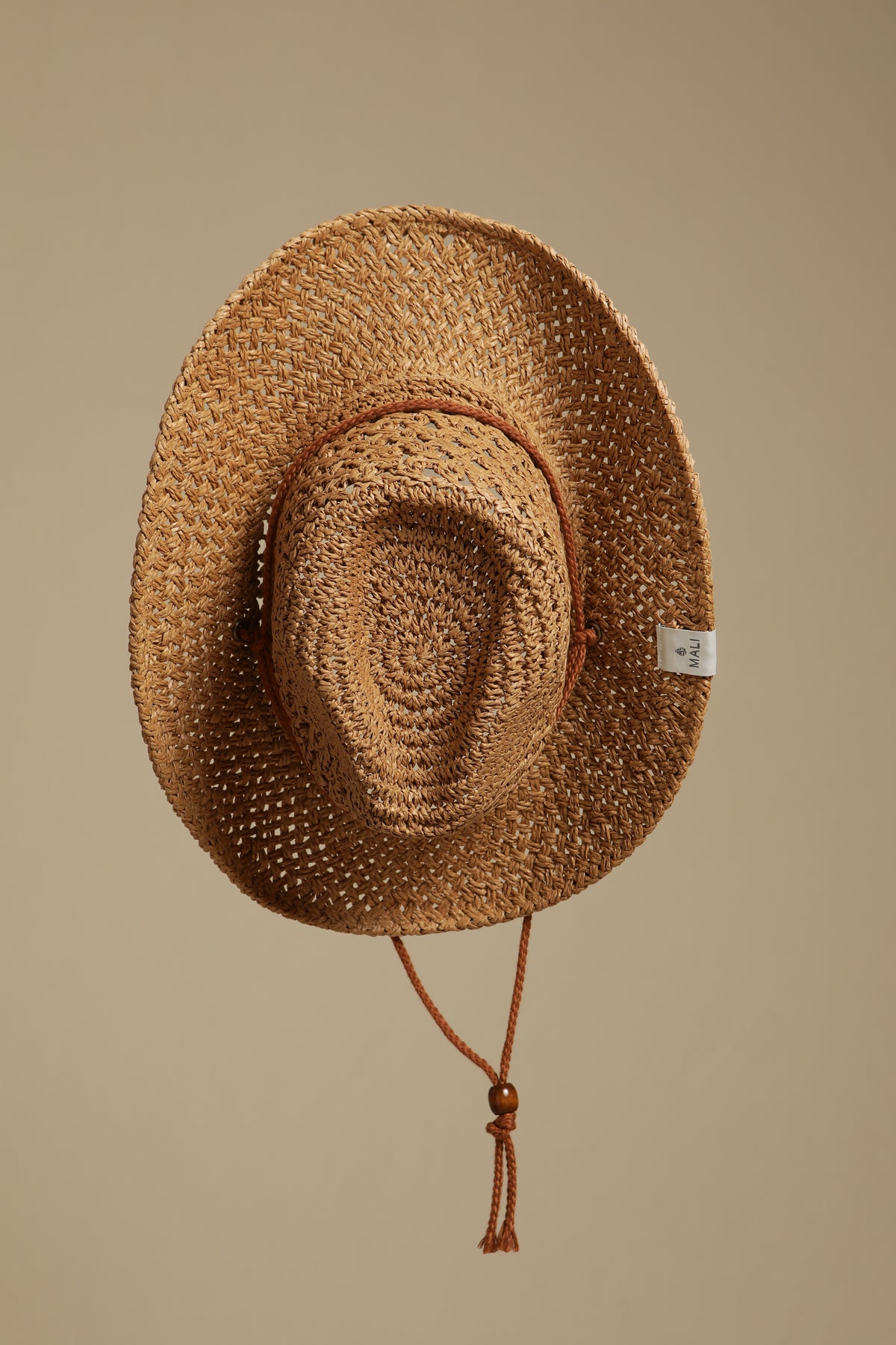 Nusa Hat