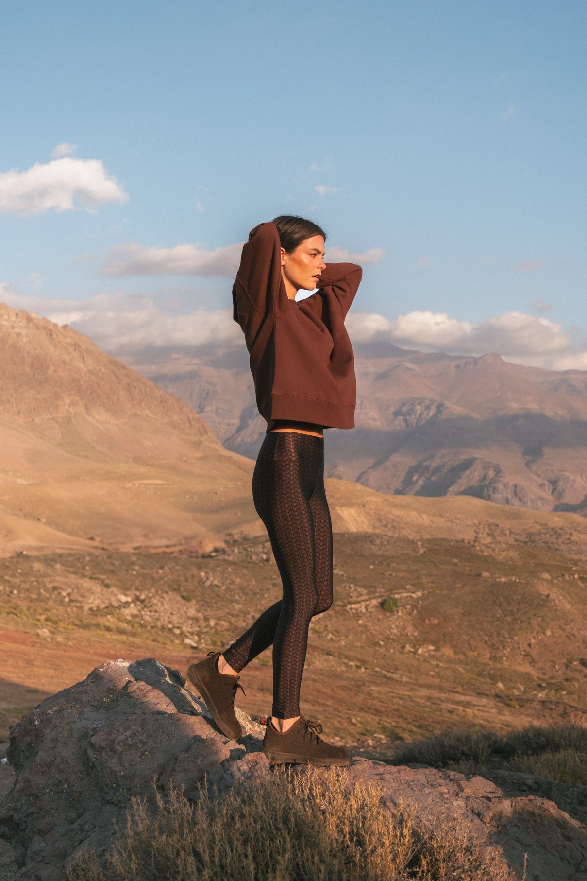 Polerón Crewneck Bitter Chocolate