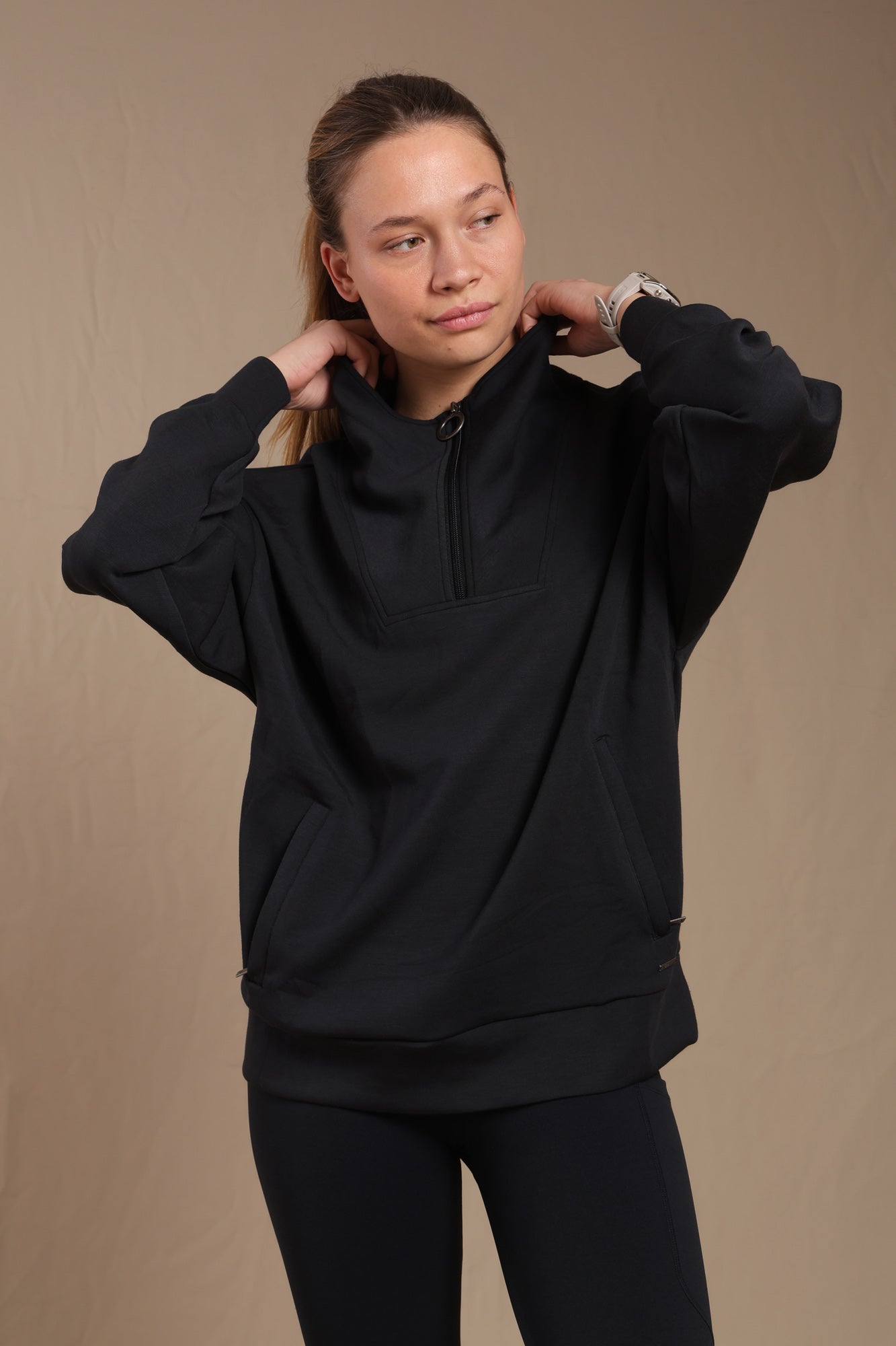 Poleron Half Zipper Black