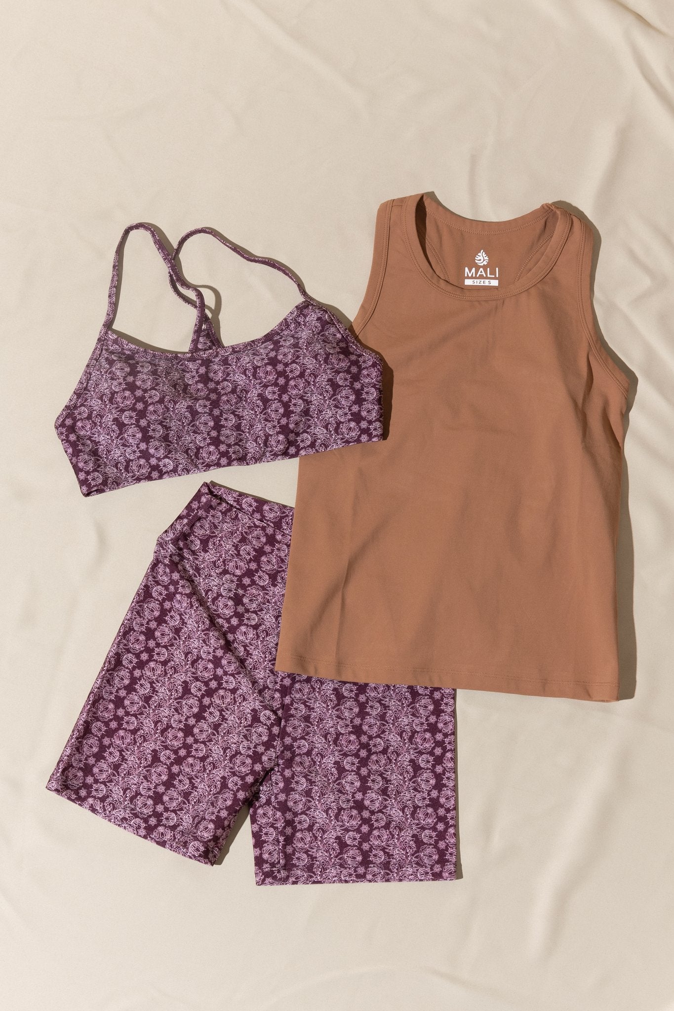 The Wild Yoga Set III — Edición Completa