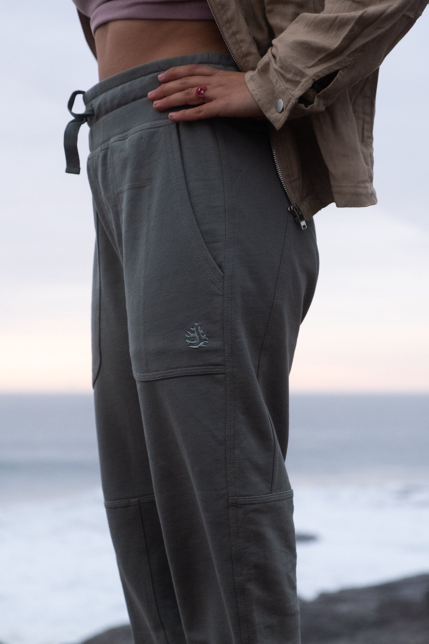 Jogger Pirate Black
