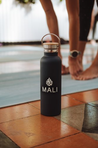 Botella Insulada Black Sand (750ml)