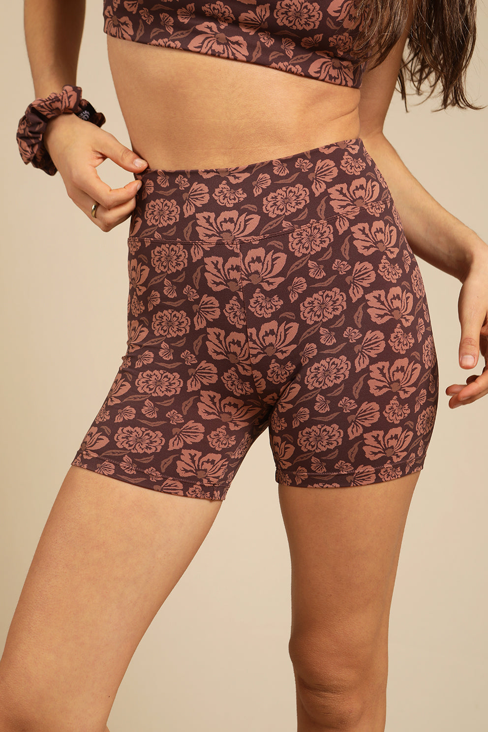 Biker Eco Short Autumnal Flowers