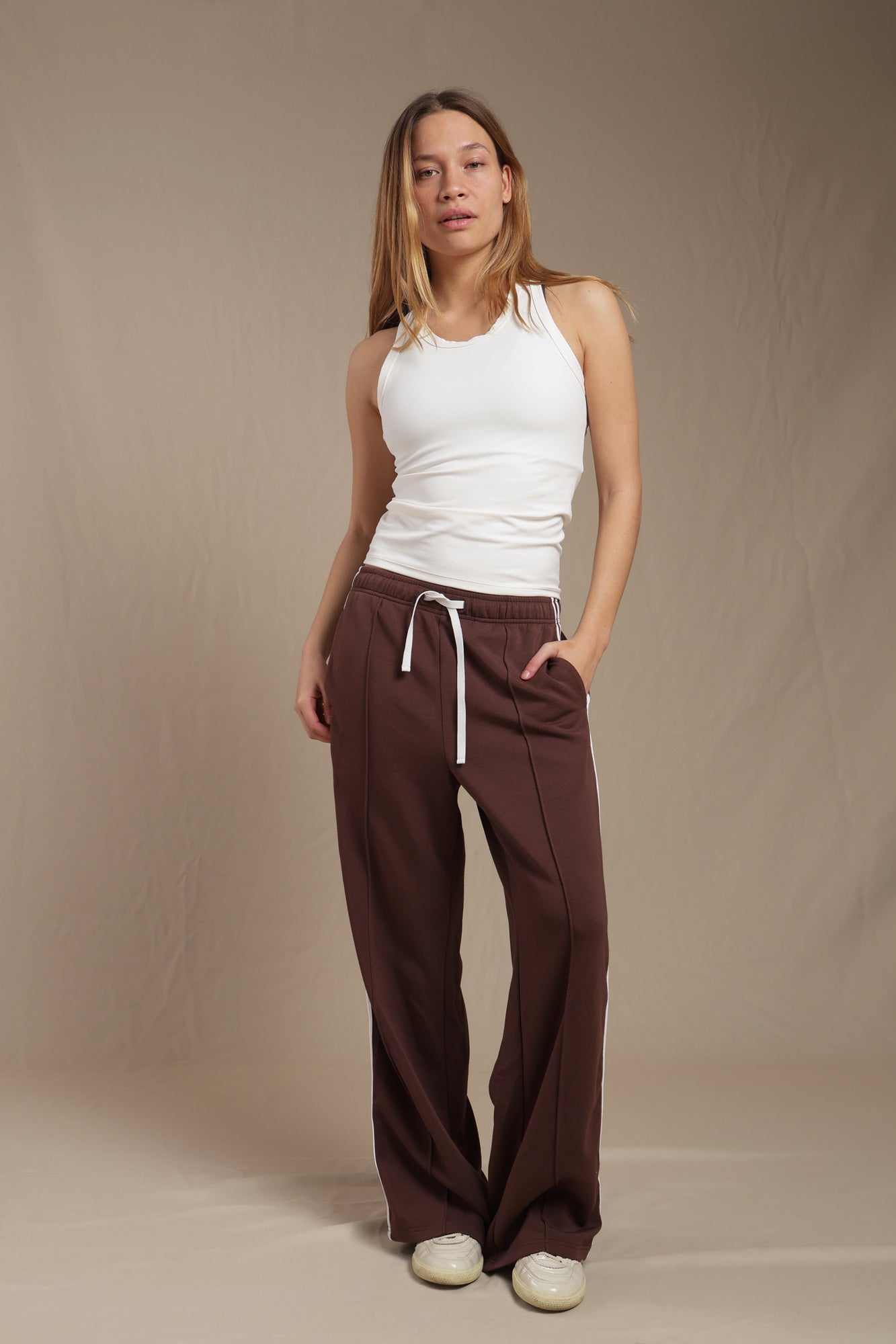 Pantalón Wide Leg Deep Mahogany