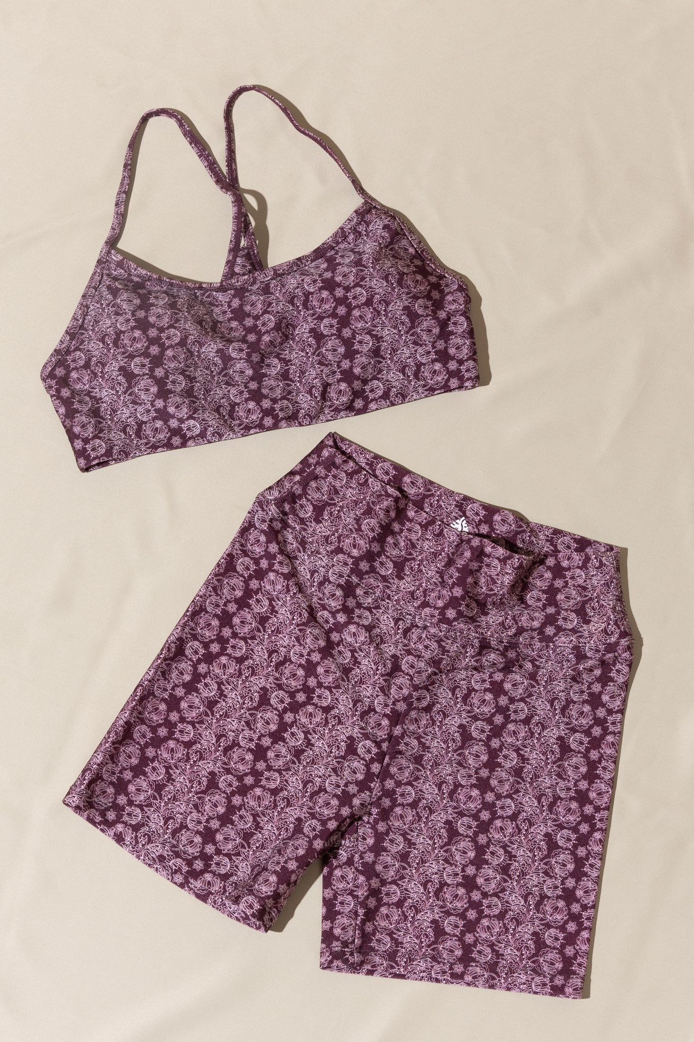 The Wild Yoga Set II — Edición Limitada